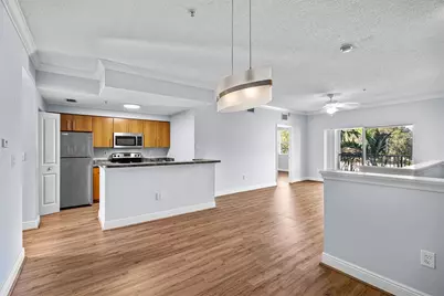 5880 W Sample Road #307, Coral Springs, FL 33067 - Photo 8