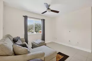 7400 Palomino Dr, Hollywood, FL 33024 - Photo 12