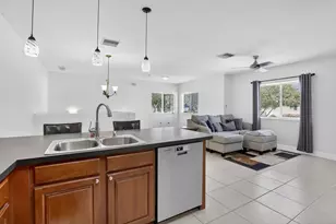 7400 Palomino Dr, Hollywood, FL 33024 - Photo 4