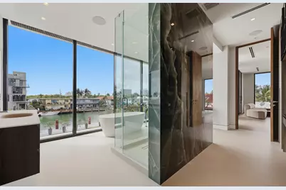 930 S Shore Drive, Miami Beach, FL 33141 - Photo 24