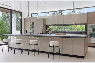 930 S Shore Drive, Miami Beach, FL 33141 - Photo 10