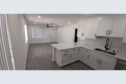 630 N 58th Avenue, Hollywood, FL 33021 - Photo 1