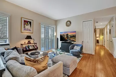 2617 NE 14th Avenue #402, Wilton Manors, FL 33334 - Photo 16