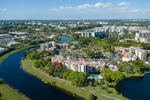 2322 S Cypress Bend Dr, Pompano Beach, FL 33069 - Photo 30