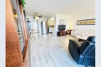 4144 Cambridge G #4144, Deerfield Beach, FL 33442 - Photo 2