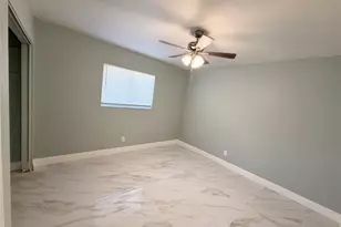 218 SW 1st Ct, Pompano Beach, FL 33060 - Photo 4