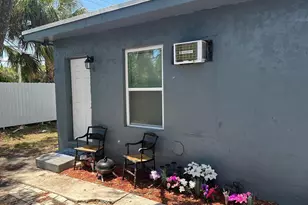 2724 NW 6th Ct, Fort Lauderdale, FL 33311 - Photo 2