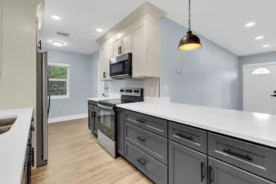 1681 NE 39th Street, Pompano Beach, FL 33064 - Photo 8