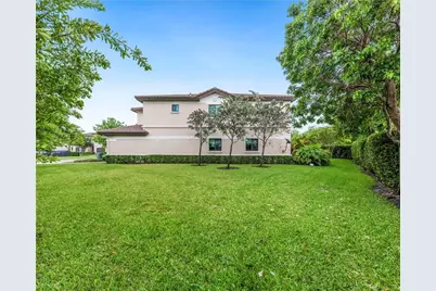 4230 N Dixie Highway #113, Oakland Park, FL 33334 - Photo 20