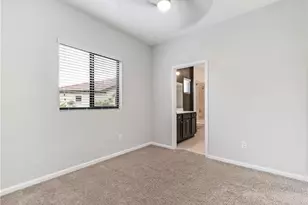 4230 N Dixie Hwy, Oakland Park, FL 33334 - Photo 18