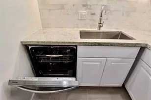 4164 N Inverrary Dr, Lauderhill, FL 33319 - Photo 8