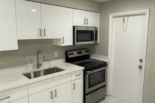 721 SW 8th St, Pompano Beach, FL 33060 - Photo 8