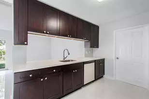 9611 Saddlebrook Dr, Boca Raton, FL 33496 - Photo 4