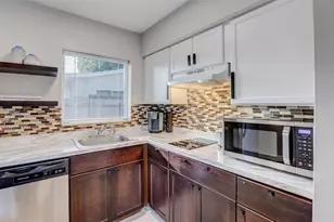 1005 NE 17th Ct, Fort Lauderdale, FL 33305 - Photo 8
