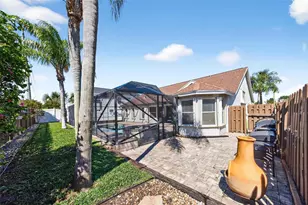 2 Meadows Park Ln, Boynton Beach, FL 33436 - Photo 36