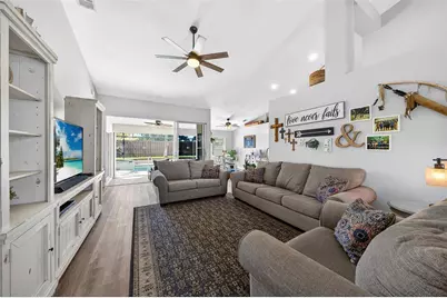2 Meadows Park Lane, Boynton Beach, FL 33436 - Photo 6
