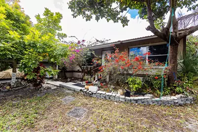 4404 NW 75th Terrace, Coral Springs, FL 33065 - Photo 4