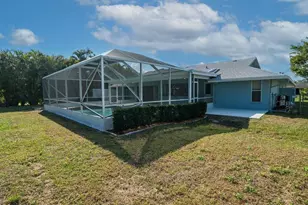 210 SE Crosspoint Dr, Port Saint Lucie, FL 34983 - Photo 24