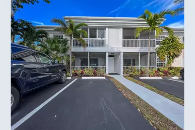 6239 Bay Club Drive #1, Fort Lauderdale, FL 33308 - Photo 2