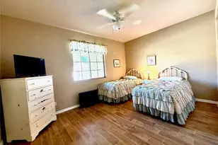 6510 Oxford Cir, Vero Beach, FL 32966 - Photo 18