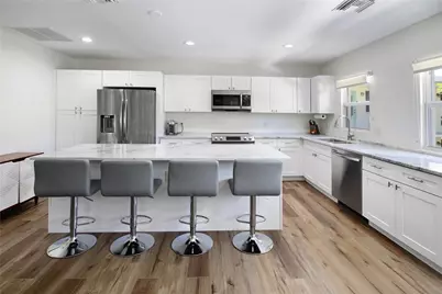 211 SE 16th Avenue #2, Fort Lauderdale, FL 33301 - Photo 2