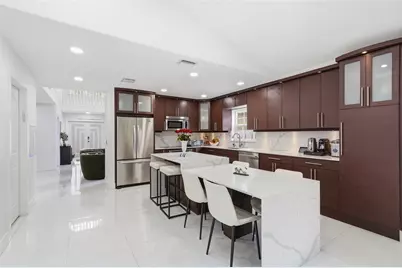 10311 Lima Street, Cooper City, FL 33026 - Photo 2