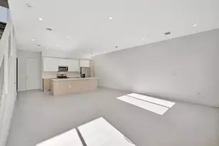 4208 NE 7th Terrace, Oakland Park, FL 33334 - Photo 14