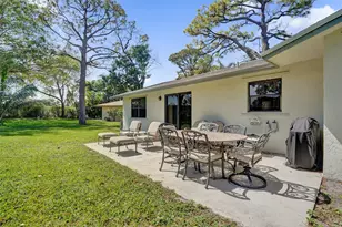 715 NW 23rd Ln, Delray Beach, FL 33445 - Photo 4