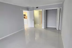 2801 N Palm Aire Dr, Pompano Beach, FL 33069 - Photo 24