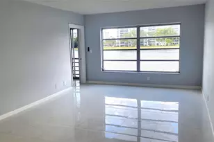 2801 N Palm Aire Dr, Pompano Beach, FL 33069 - Photo 12