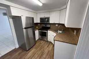 68 Wimbledon Lake Dr, Plantation, FL 33324 - Photo 4