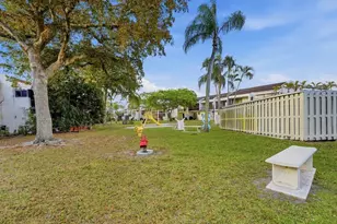 6678 Racquet Club Dr, Fort Lauderdale, FL 33319 - Photo 38