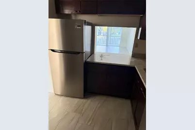 7901 Colony Circle #201, Fort Lauderdale, FL 33321 - Photo 2