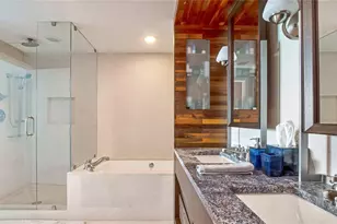 6899 Collins Ave, Miami Beach, FL 33141 - Photo 20