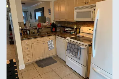 7910 NW 7th Street #103-8, Pembroke Pines, FL 33024 - Photo 6