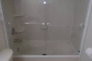 7910 NW 7th St, Pembroke Pines, FL 33024 - Photo 18