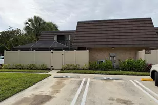 7622 N 76th Way, West Palm Beach, FL 33407 - Photo 2