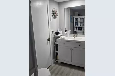 669 W Oakland Park Boulevard #205-B, Wilton Manors, FL 33311 - Photo 12