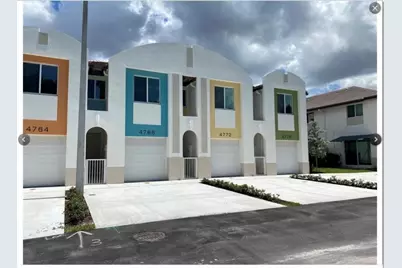 4772 SW 63rd Terrace, Davie, FL 33314 - Photo 2