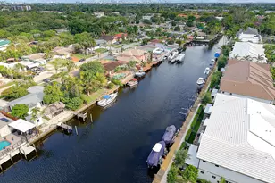 4507 E Aqua Bella Ln, Fort Lauderdale, FL 33312 - Photo 4