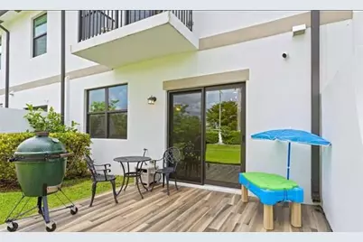 4507 E Aqua Bella Lane, Fort Lauderdale, FL 33312 - Photo 2