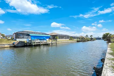 1925 NW 34th Place, Cape Coral, FL 33993 - Photo 4