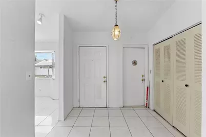 7520 NW 88th Terrace, Tamarac, FL 33321 - Photo 10