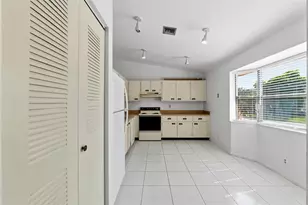 7520 NW 88th Terrace, Tamarac, FL 33321 - Photo 12