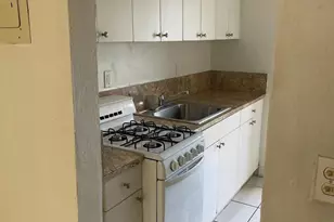 6944 Byron Ave, Miami Beach, FL 33141 - Photo 6