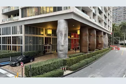 485 Brickell Avenue #3608, Miami, FL 33131 - Photo 2