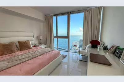 485 Brickell Avenue #3608, Miami, FL 33131 - Photo 10