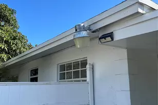 121 NW 18th St, Pompano Beach, FL 33060 - Photo 6