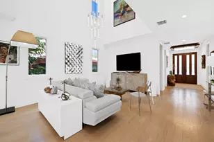 717 Solar Isle Dr, Fort Lauderdale, FL 33301 - Photo 10