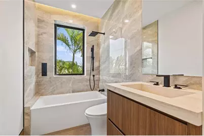 2441 NE 48th Court, Lighthouse Point, FL 33064 - Photo 34